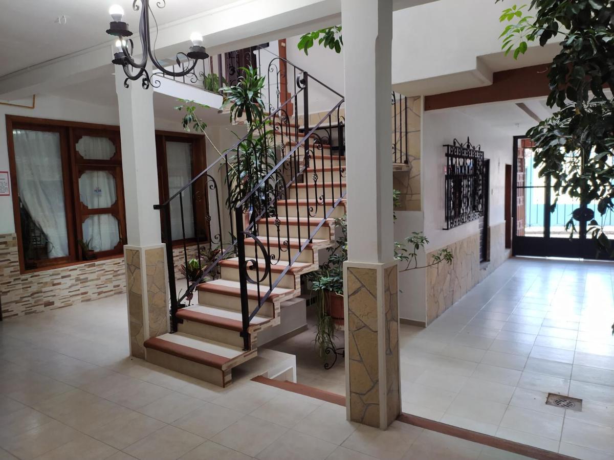 Casas 2*